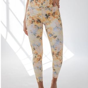 SAVVI Indi Leggings Bouquet Print | Size estimated Women's medium